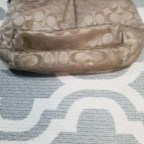 Coach Ashley Signature Hippie Bag - Picture 7 of 9